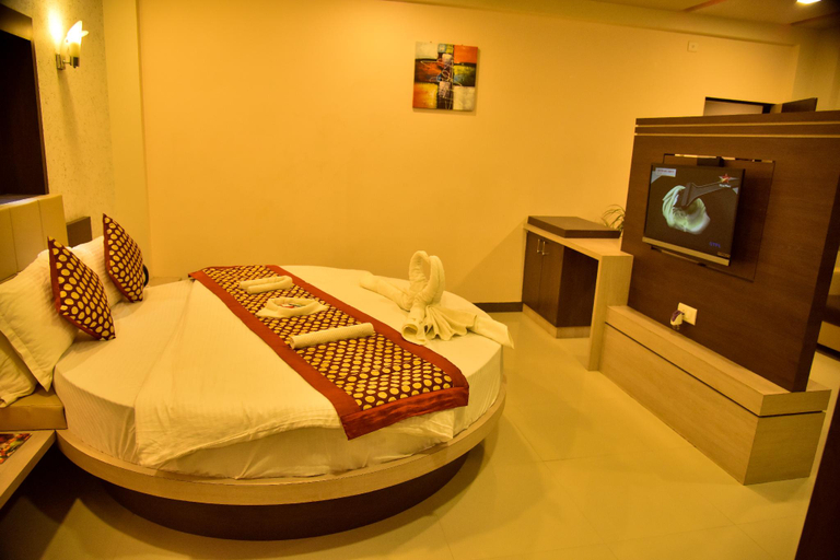 Bedroom 3, Hotel Sun Plaza, Gir Somnath