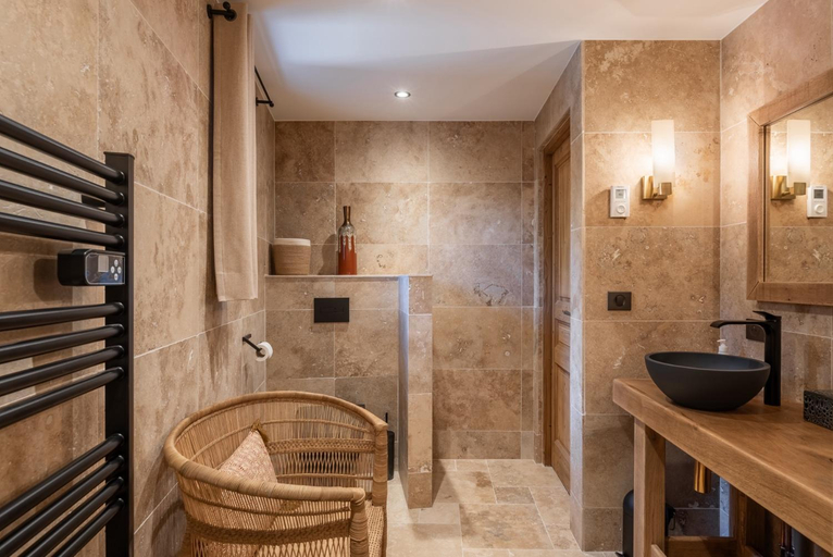 Others 2, Le Cellier & Spa, Isère