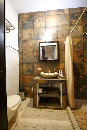Bathroom, ALDEA JO-YAH, Cozumel
