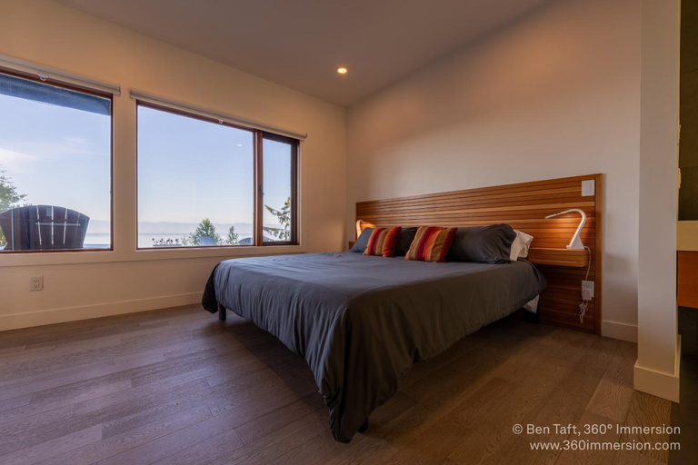 Bedroom 2, Cedar Coast Retreat, Capital