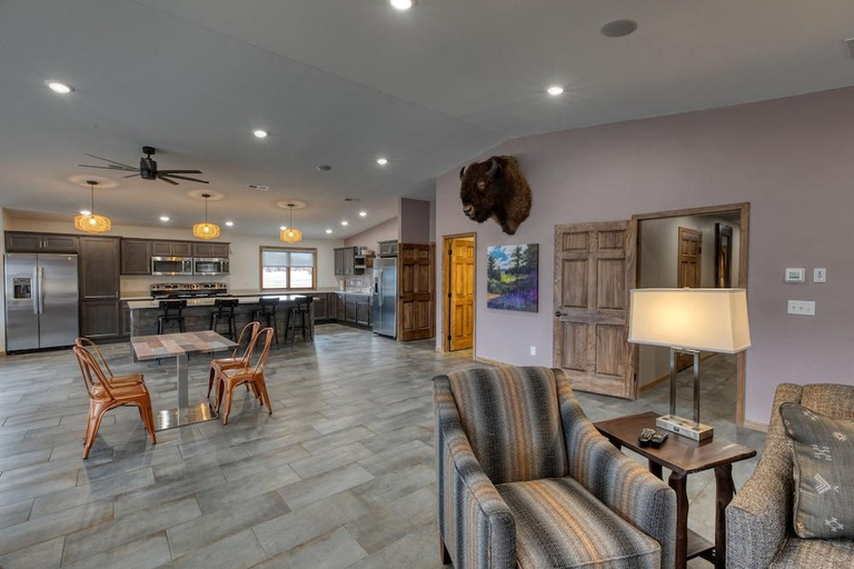 Others 5, Lewis & Clark Resort, Yankton