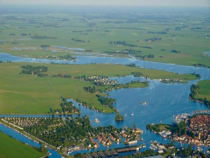 Others 5, Holiday Home in Grou near Cycling Route, Boarnsterhim