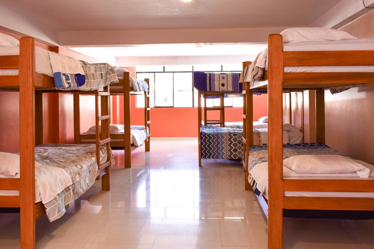 Bedroom 2, Tony Montana B&B, Huaraz