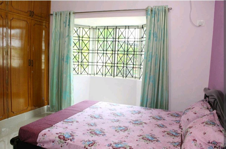 Bedroom 2, BRUNDHA HOMESTAY VILLA With GARDEN, Chittoor