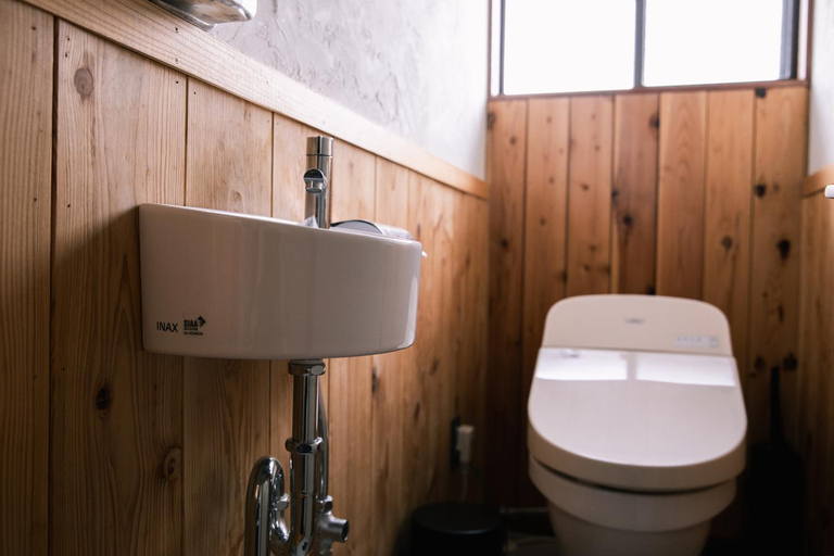 Bathroom 4, Nagatoro Nemaki, Nagatoro