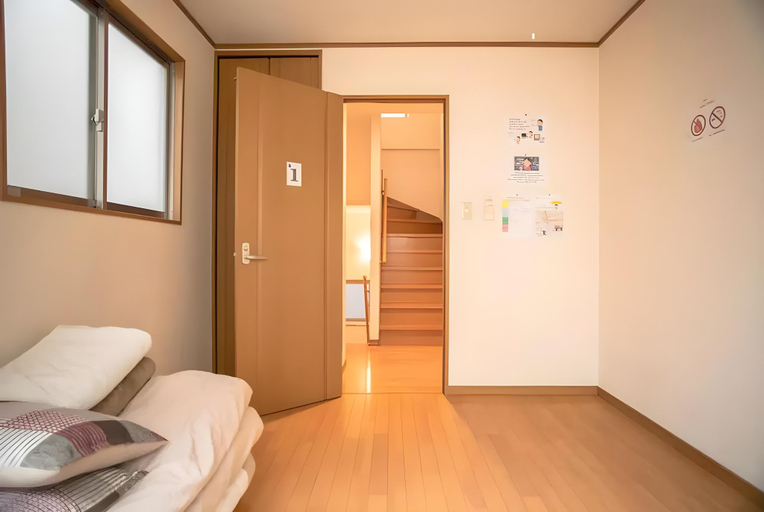 Bedroom 2, Awaza House 2, Osaka