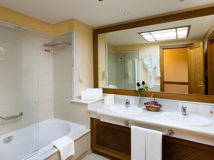 Bathroom 5, GF GRAN COSTA ADEJE*****, Santa Cruz de Tenerife