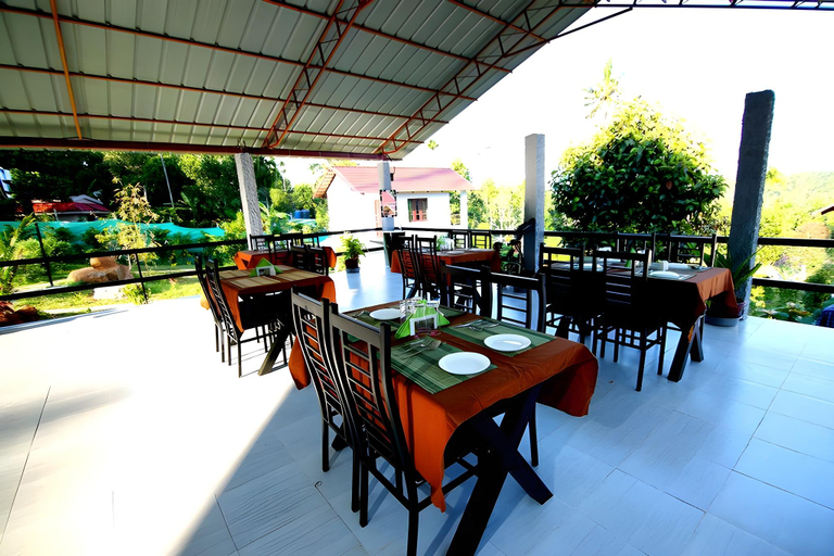 Food & Drinks 3, Le Eden Resorts, Wayanad