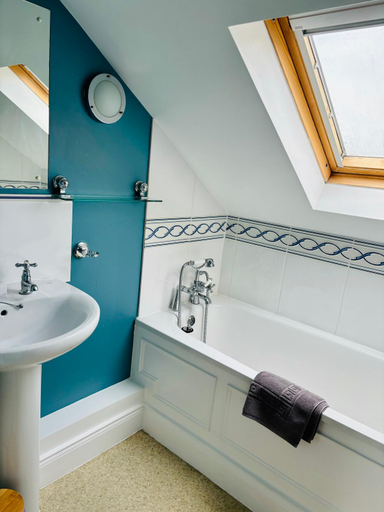 Bathroom 5, The Boatside Inn, Northumberland