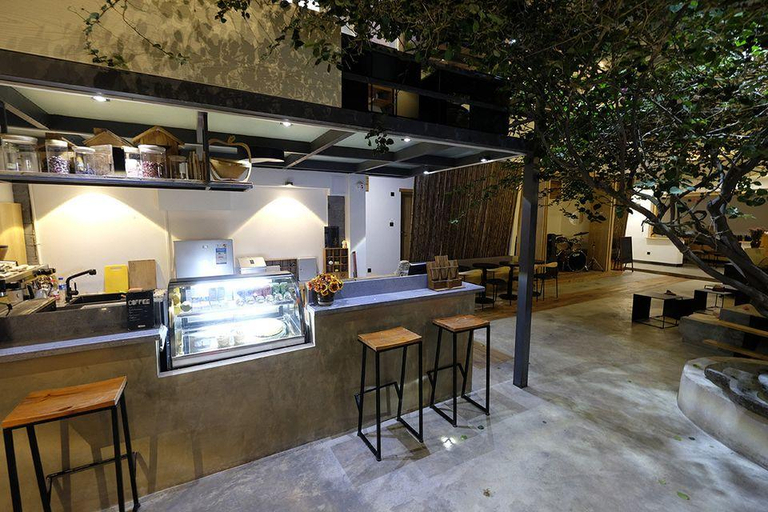 Food & Drinks, DaLi LOFT Travelling With Hostel, Dali Bai