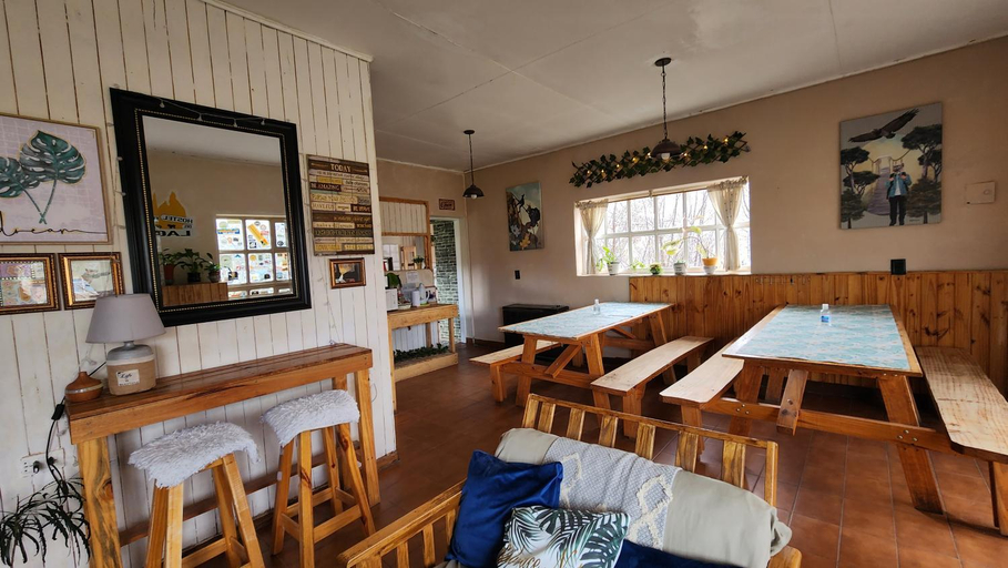 Bedroom 2, Hostel del Lago, Private rooms, Capsule Beds, Shared Kitchen and Breakfast, Lago Argentino