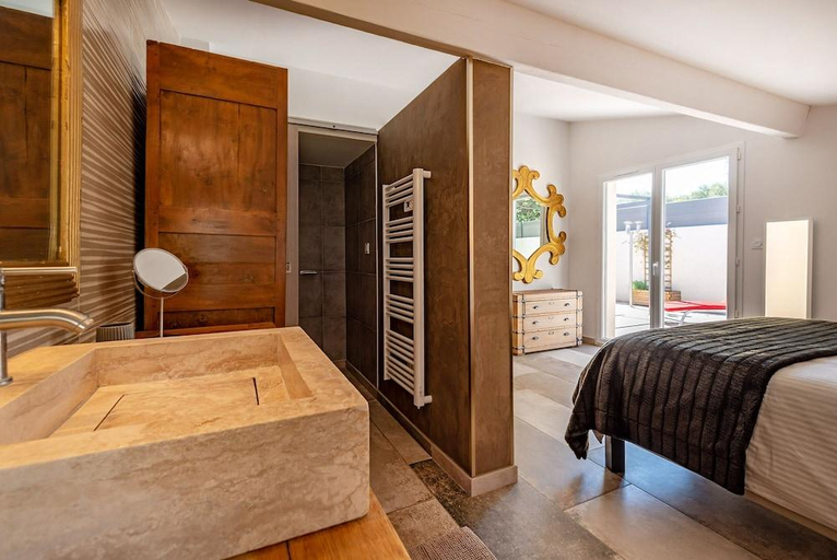 Bedroom 3, Casa Dina, Gard