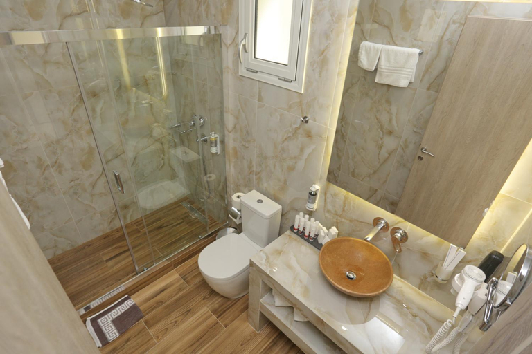Bathroom 5, Alia Palace Hotel & Villas, Central Macedonia
