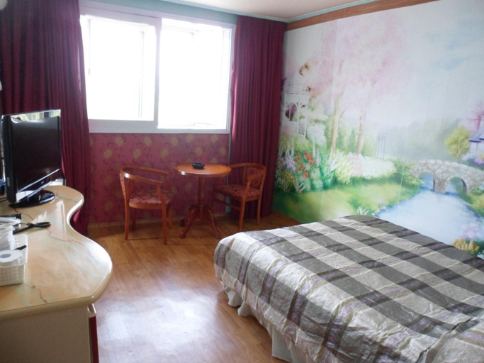 Bedroom 2, Gyerim Motel, Chuncheon