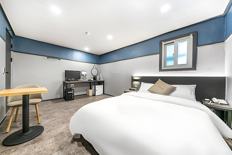 Bedroom 4, Bucheon Noblesse Bucheon Station Branch, Bucheon