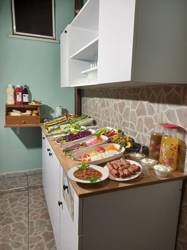 Food & Drinks 5, Emirhan Guesthouse & Suites, Fatih