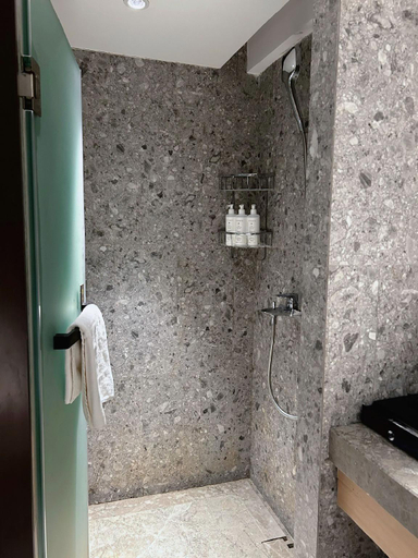 Bathroom 4, Grand House Putuoshan, Zhoushan