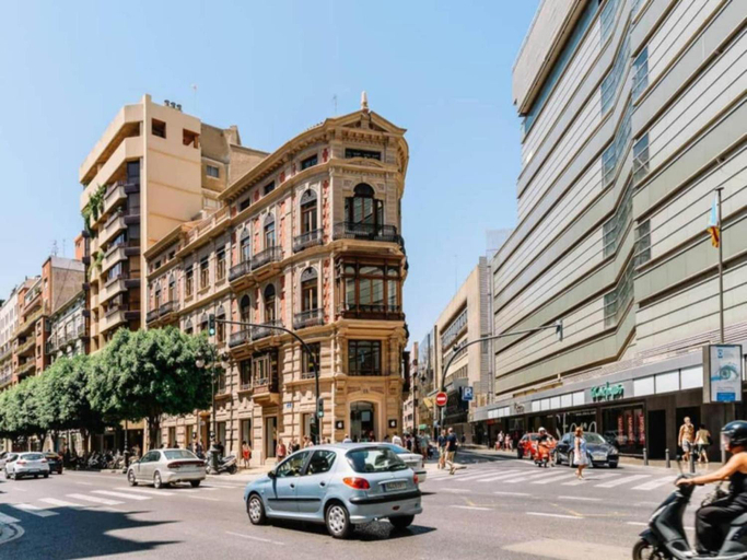 Others 5, Apartment near Beach with Serene Garden, Valencia