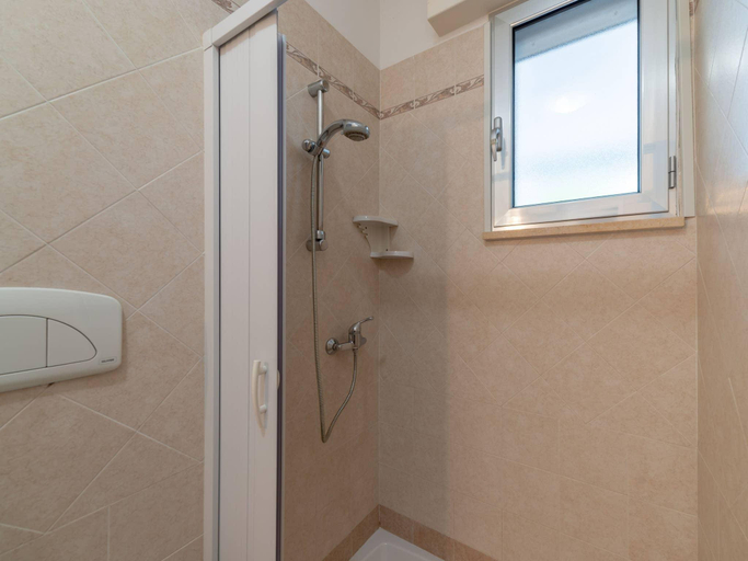 Bathroom, Bright Apartment Near The Beach In Otranto, Lecce