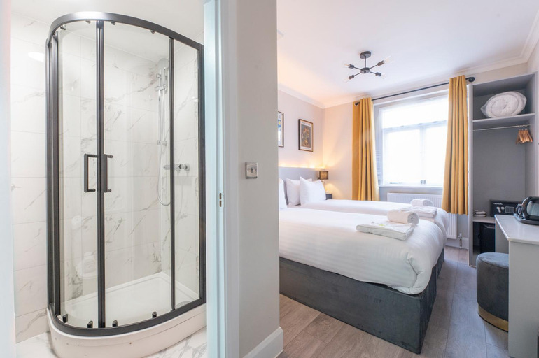 Bedroom 2, MARINA HOTEL LONDON, London