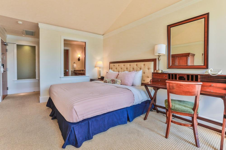 Bedroom 2, Poets Cove Resort & Spa, Capital