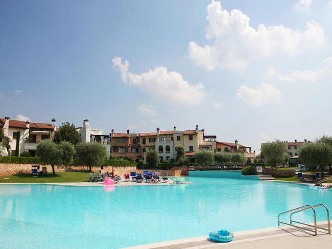 Sport & Beauty 4, Apartment in Italy near Lake Garda  Gardaland, Verona