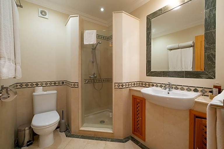 Bathroom 4, Palheiro Village Resort, Funchal