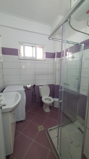 Bathroom 3, Vila Alvin, Sarandës