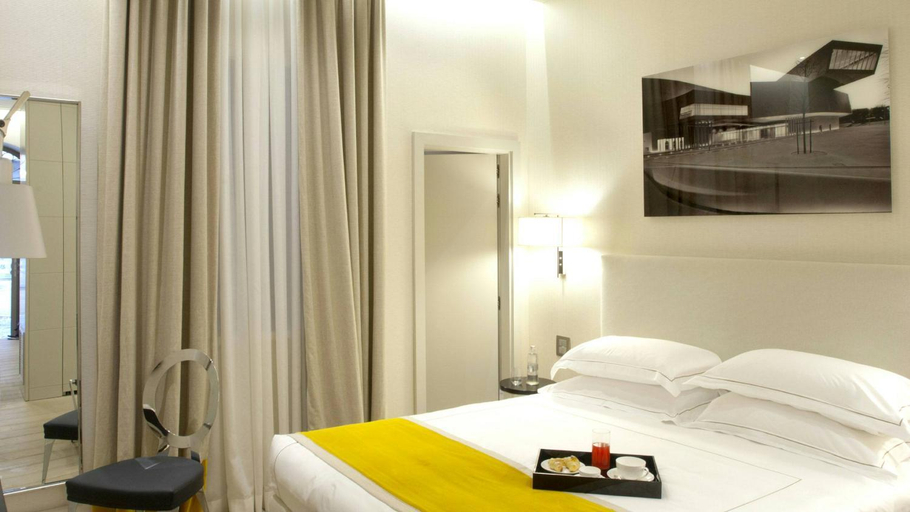 Bedroom, Mood44, Rome