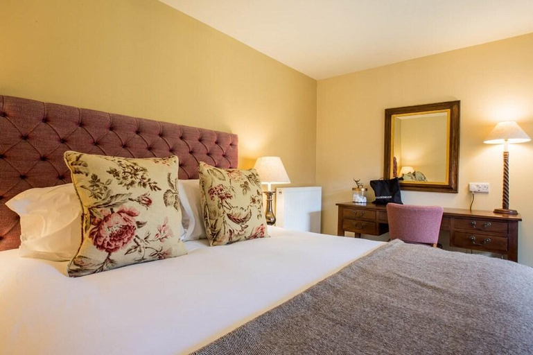 Bedroom 2, The Thomas Lord, Hampshire