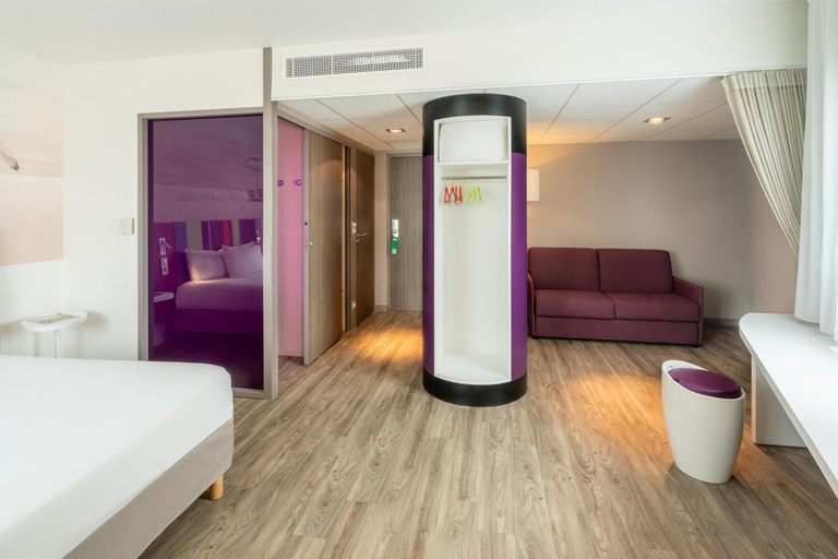 Bedroom 3, Ibis Styles Les Sables d'Olonne, Vendée