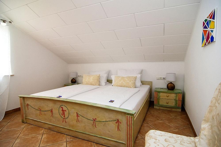 Bedroom 1, Tullius Die Rebmeisterei, Bad Kreuznach