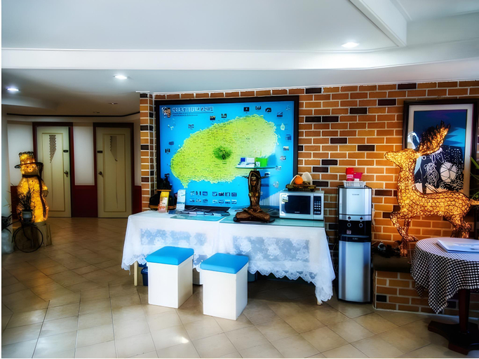 Public Area 2, UFO Pension, Jeju