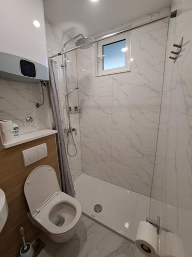 Bathroom 4, Apartmani Mara, Makarska