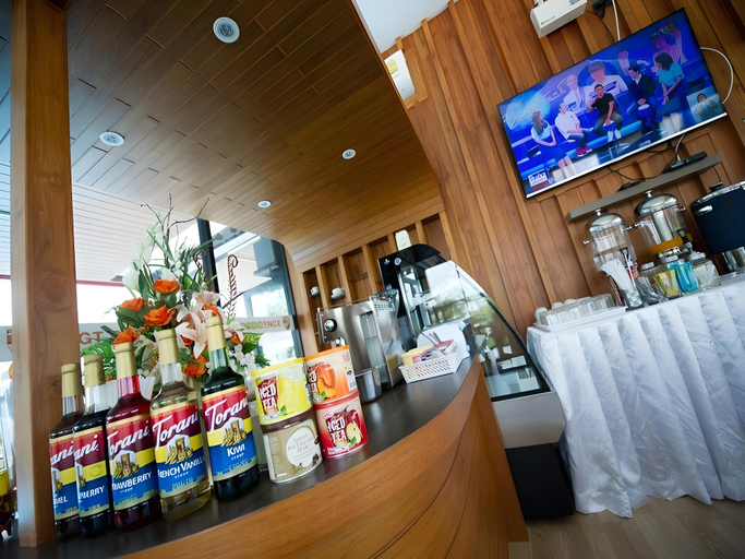 Food & Drinks 3, GT Residence Hotel, Muang Buri Ram