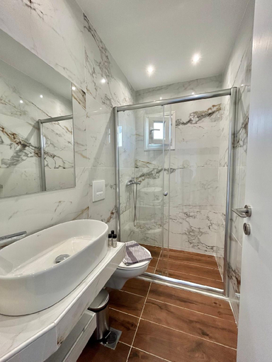 Bathroom 4, Sani Beverly Hills Luxury Villas, Central Macedonia