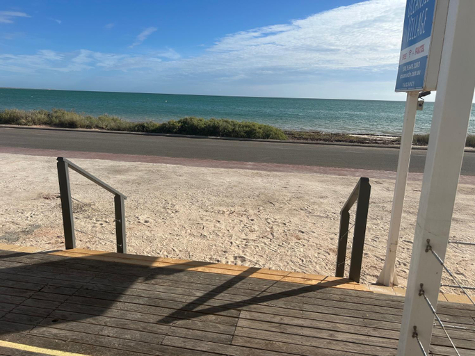 Others 5, Oceanside Village, Shark Bay