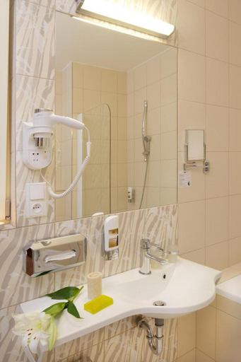 Bathroom 3, 1.Republic Hotel, Praha 1
