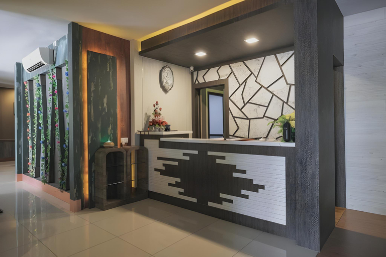 Public Area 2, RedDoorz Plus Near Gold Coast Ferry Terminal Batam, Batam