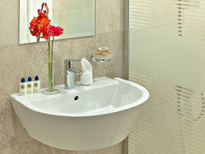 Bathroom 3, Elaf Almaqam Hotel Makkah Ajyad, Makkah