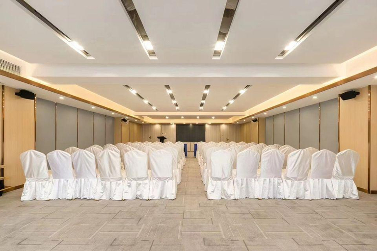 Business Facilities, trefoil hotel, Guigang