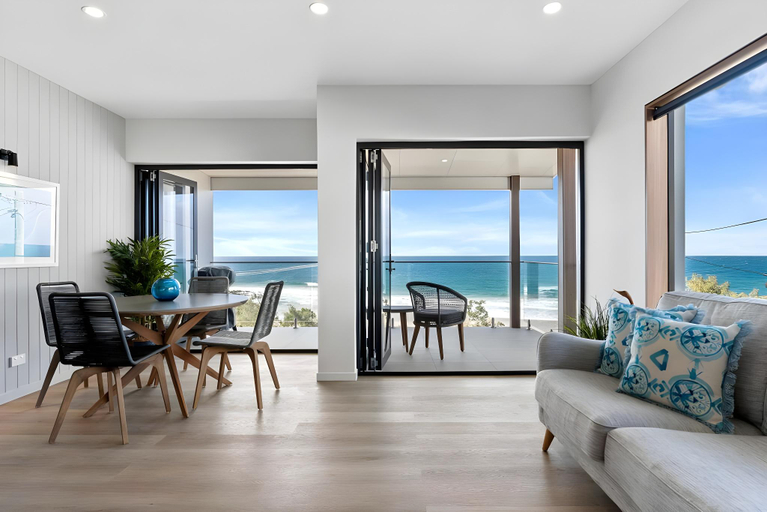 Others 4, SPECTACULAR "THREE BAYS" 🐳, Maroochy - Coastal North