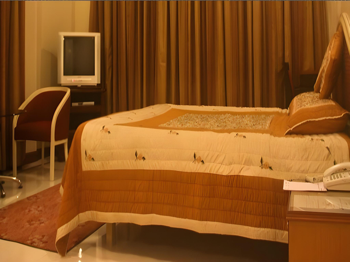 Bedroom 3, Hotel Rang Sharda, Mumbai Suburban