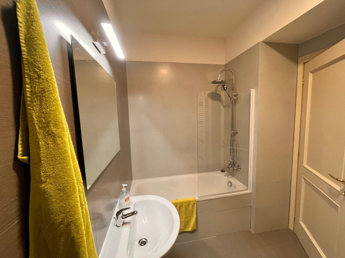 Bathroom 3, Riverbridge Apartments Prague, Praha 5