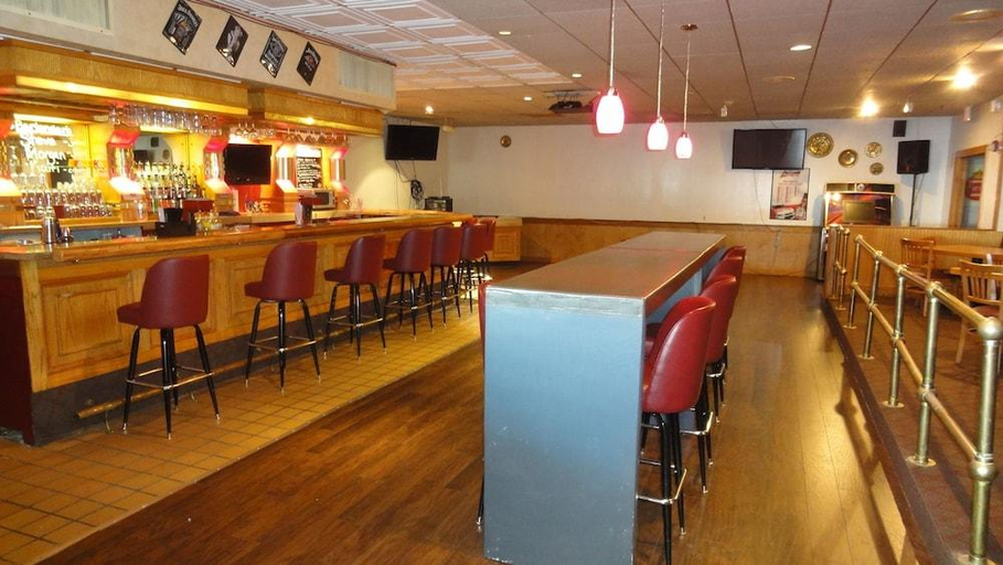 Food & Drinks, Fairborn Hotel and Inn, Greene