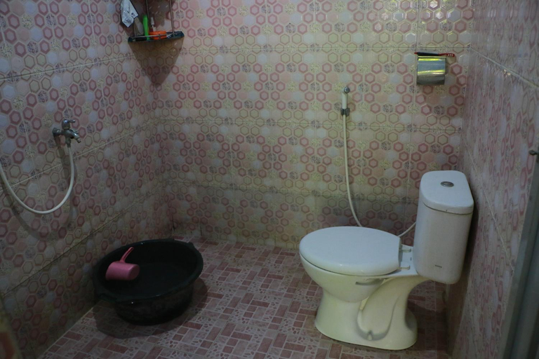 Bathroom, Suparman Homestay, Kulon Progo