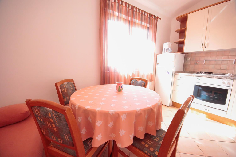 Others 5, Apartments Skelin, Vodice