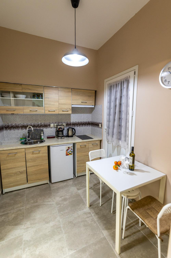 Kitchen 3, Oasis in the centre, Attica