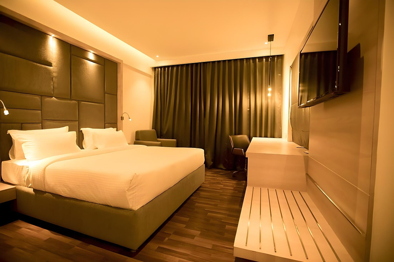 Bedroom 3, S Hotels, Chennai
