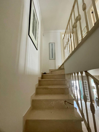 2, Luxury Townhouse Sea Views 10 Min from Puerto Bans, Málaga